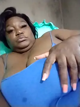 MATUREBUSSTY webcam