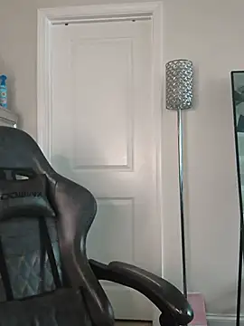 butterflybootyy - Butterflybootyy's free webcam - UK Sex Cams
