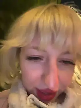 RonnieKiss webcam