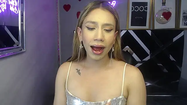 Evy_Luxx_v webcam