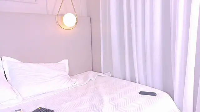 ZoeyPetit webcam