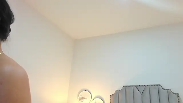 luna__evanss webcam