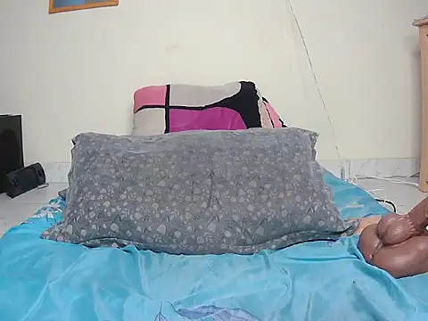 Your_Play_Girl webcam