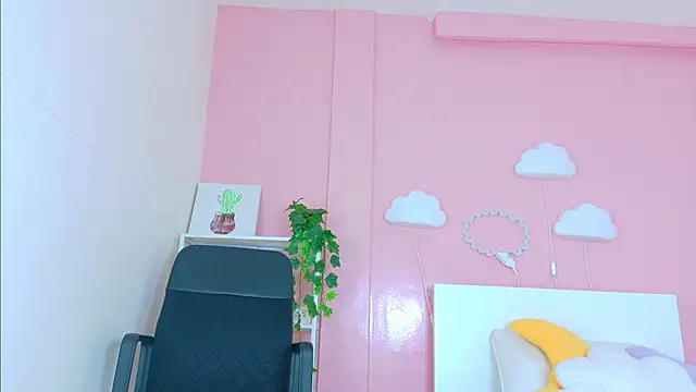 SeleneGibson__ webcam