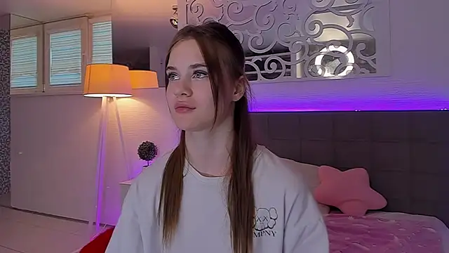 LuisaClover webcam