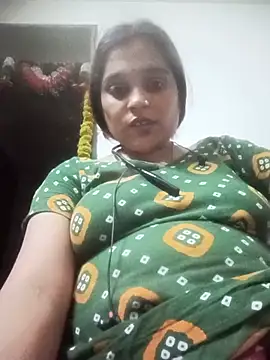 Trisha_71 webcam
