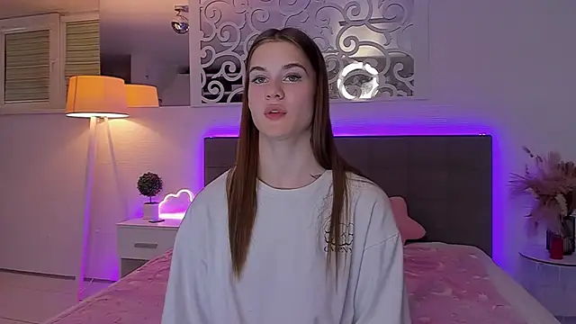 LuisaClover webcam