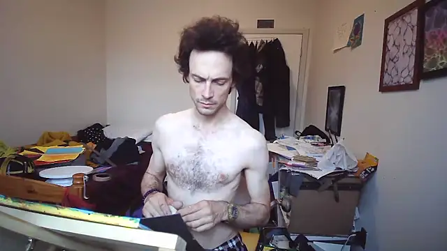JohnnyMoves webcam