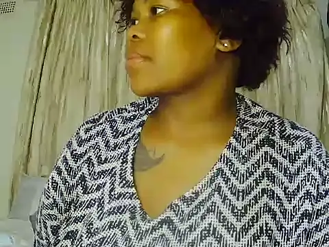 RealQueenOfSouth webcam
