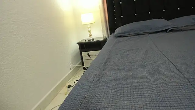Debora_brown webcam