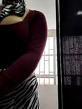 _Sarah-Office1 webcam