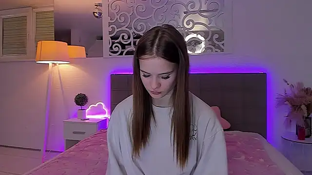 LuisaClover webcam