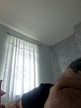 Big-Turkish-guy webcam