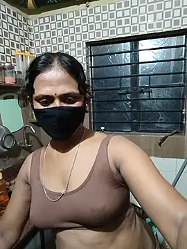 Lena_mahiyaa webcam