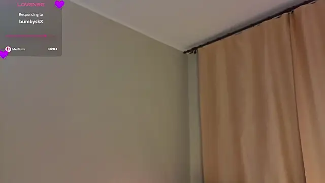 ButtonEyes webcam