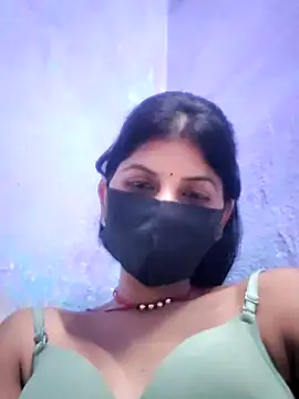 ruhi_1143 - RUHI_1143's free webcam