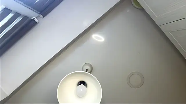 ZaraGuyette webcam