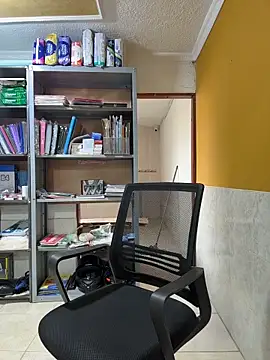 AdrianRinaldi live sex cam