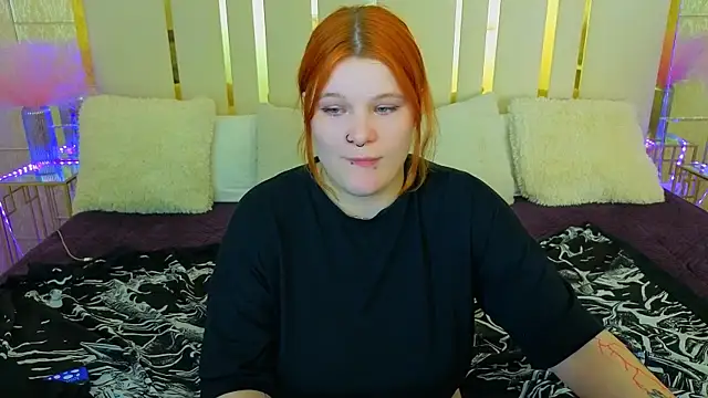 Clumsy_Nana webcam