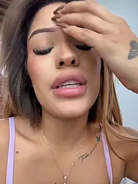 MystiqueXXX webcam