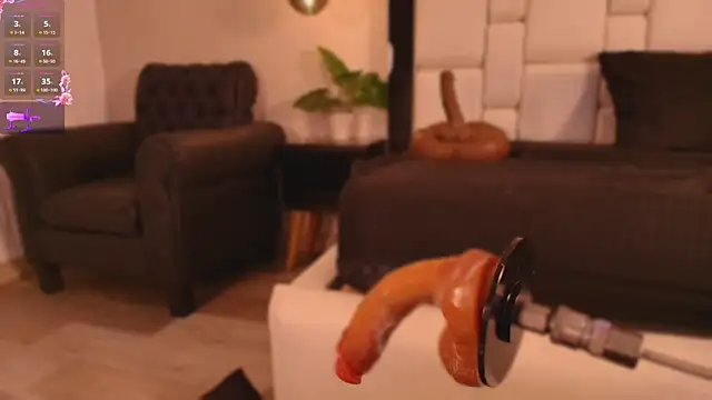 Mia_gag_