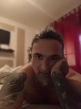 wifesfuckerpu webcam