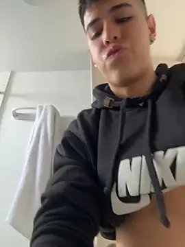 Angel_khouri_ webcam