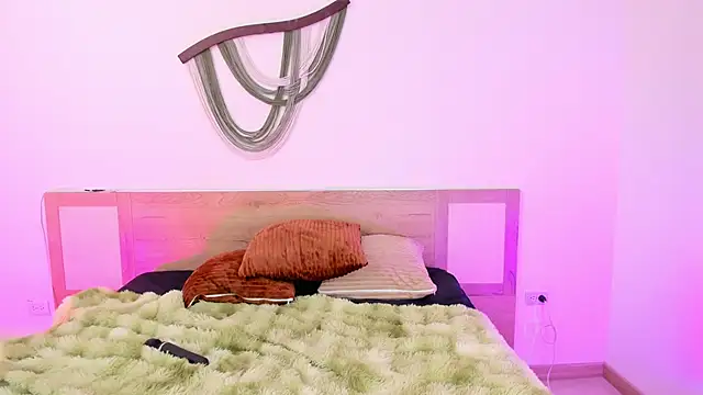 AliiceWonderland_ webcam