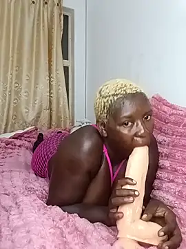 DarkQueen_94 webcam