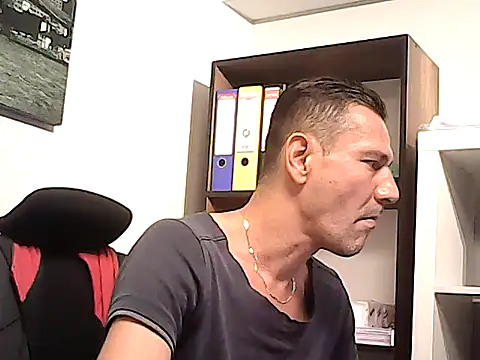 mastercharisma35 webcam
