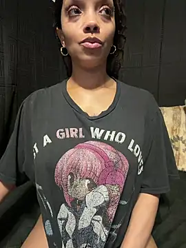 Rakiyahcharms webcam