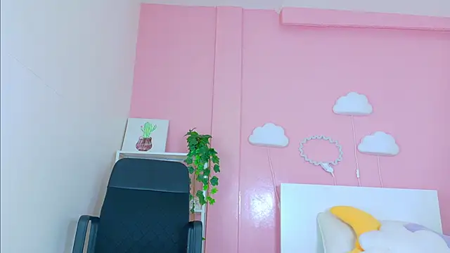 SeleneGibson__ webcam