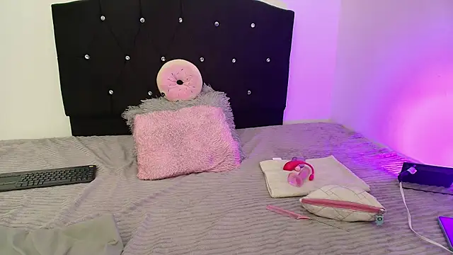 Miaaa_Velvet webcam