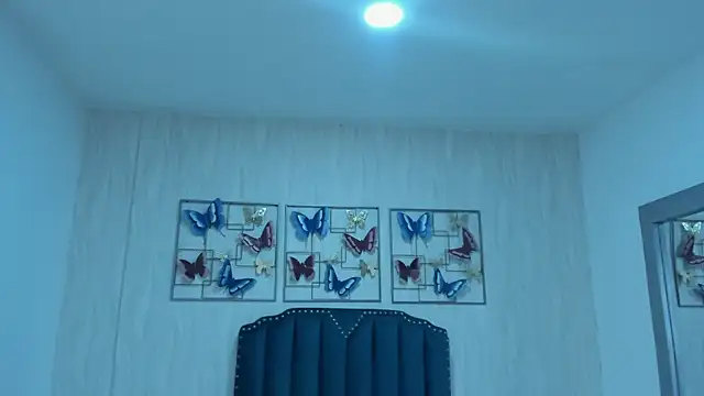 luna_bellucci webcam