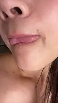 mo-mo-69 webcam