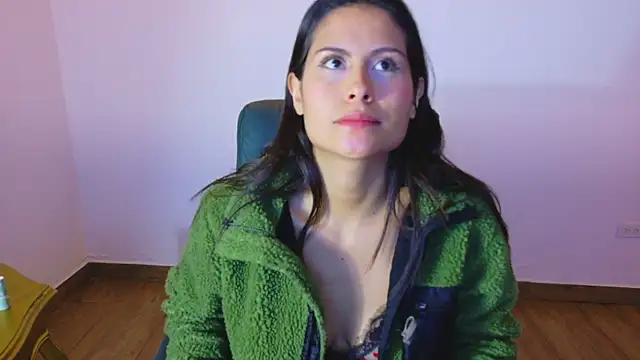 alanis_22 webcam