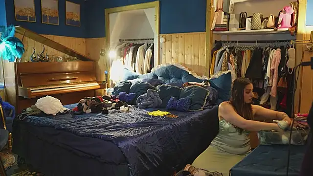 VanessaDoyle webcam