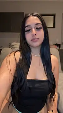 LilMisIndianx webcam