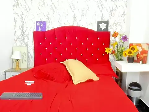 Alejandra_and_James_ webcam