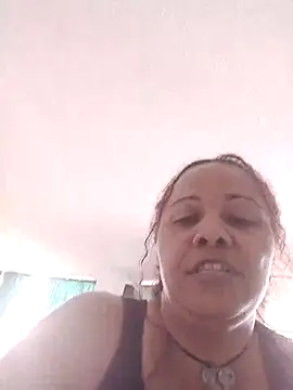 Brunette_sasha webcam