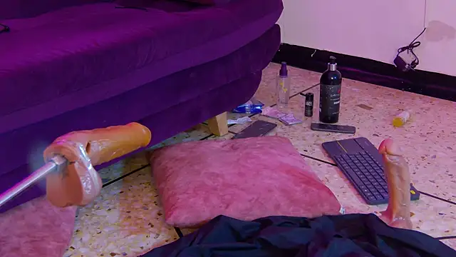 Daliana_Gounbolt webcam