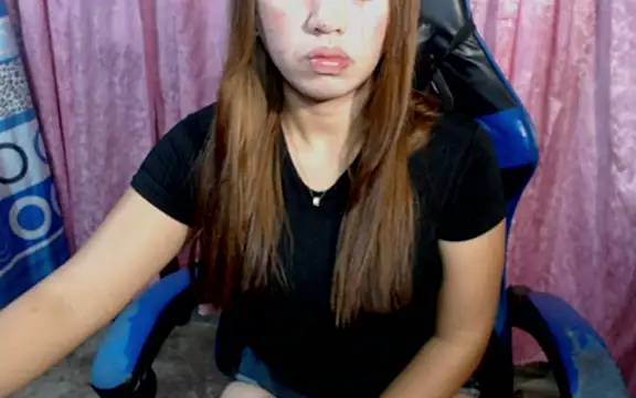 onlymaes_19 webcam