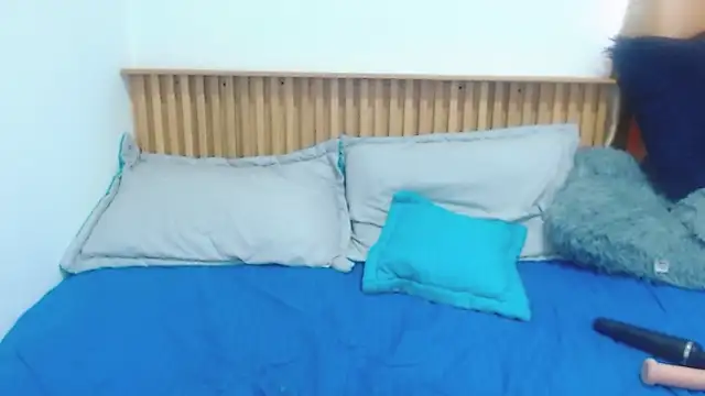 Violet_2003 webcam