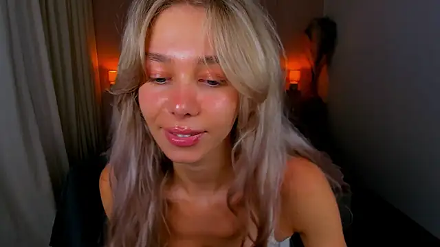 LuluAlis webcam