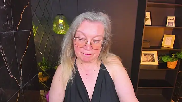 NataliMellow webcam