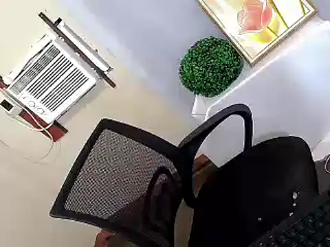Ms_SultrySallyyxx webcam