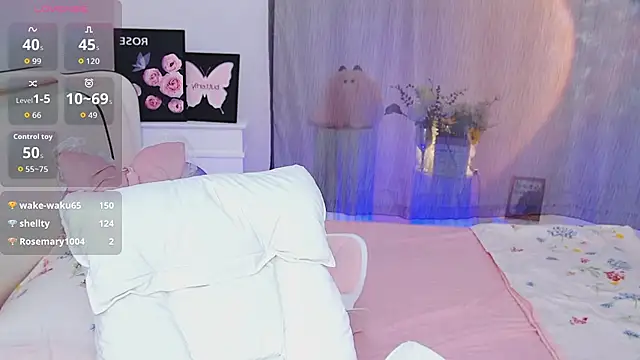 Luckmia333 webcam