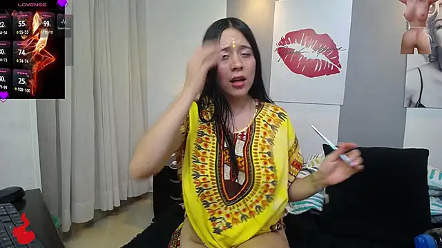 _tamara_priya_ webcam