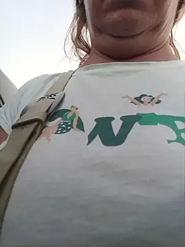 Saysomething3 webcam