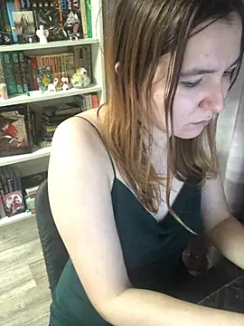 Velvet_Cry webcam